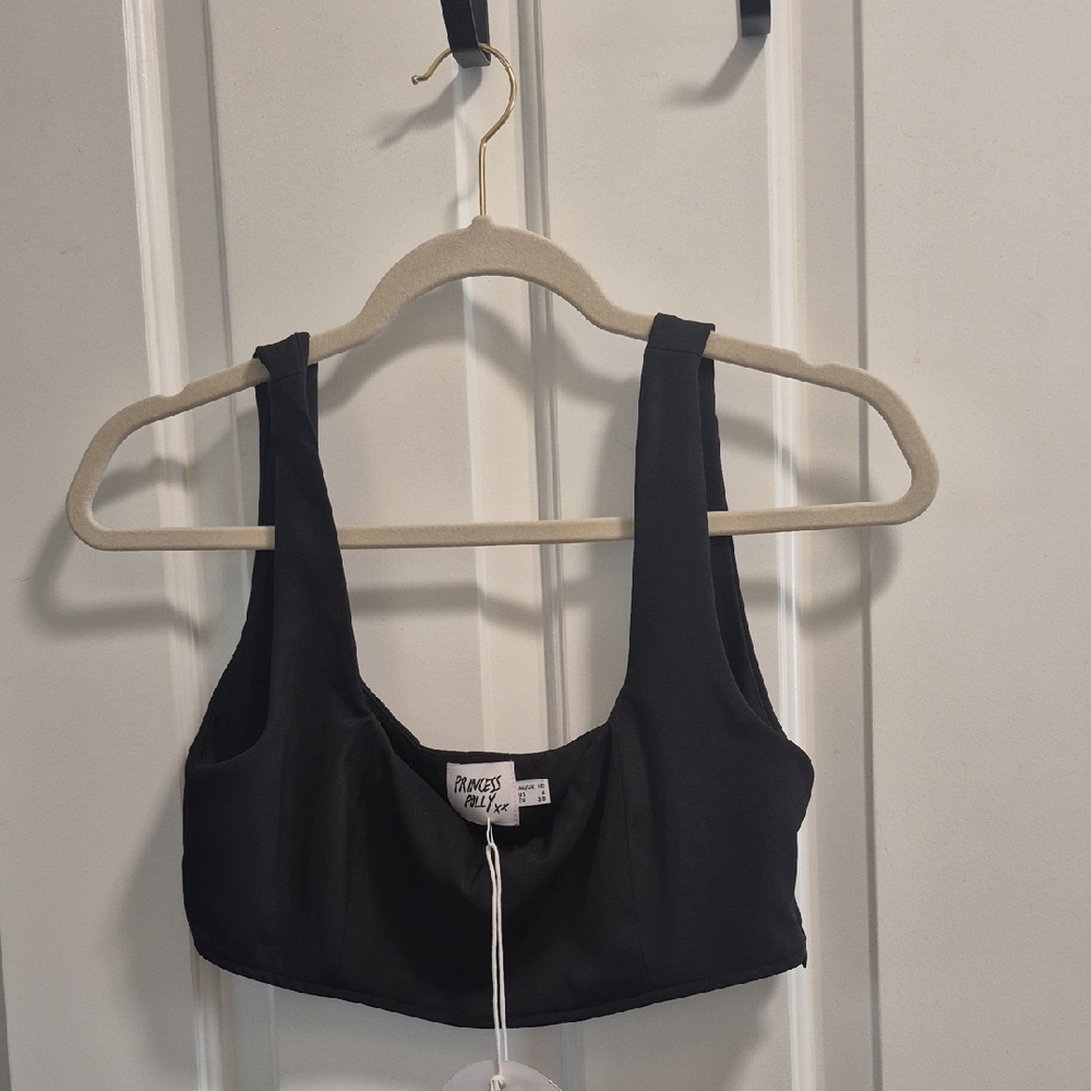 Princess Polly Blackl Tank Top SIZE 6  NEW